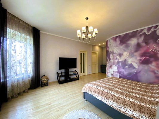 Продам коттедж, Корпуса д, 0 км от города