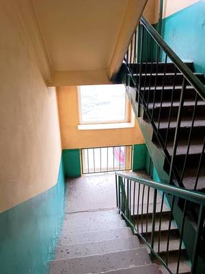 Продам однокомнатную (1-комн.) квартиру, Кузнецова (Центральный р-н) ул, 4к2, Новокузнецк г