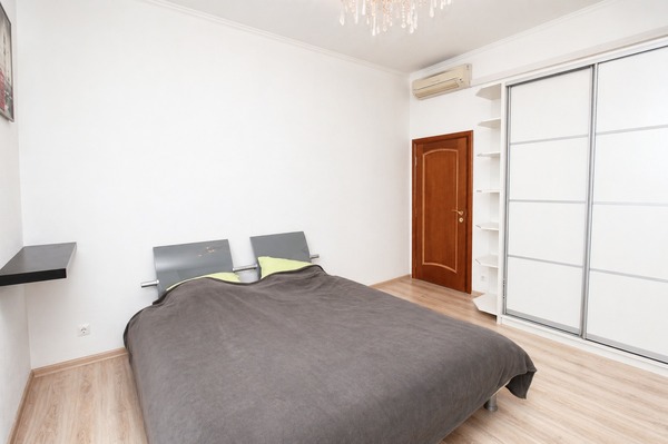 Продам многокомнатную квартиру, Астрадамский проезд, 4Ак1, Москва г