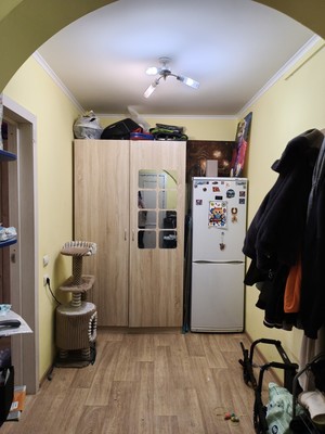 Продам однокомнатную (1-комн.) квартиру, Партизанской Славы б-р, 3, Кировск г