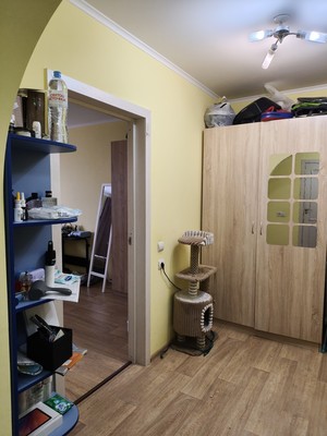 Продам однокомнатную (1-комн.) квартиру, Партизанской Славы б-р, 3, Кировск г