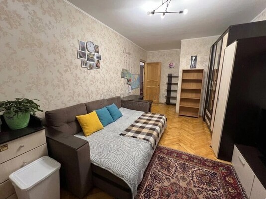 Продам двухкомнатную (2-комн.) квартиру, Железнодорожная ул, 32, Нахабино рп