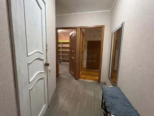 Продам двухкомнатную (2-комн.) квартиру, Железнодорожная ул, 32, Нахабино рп