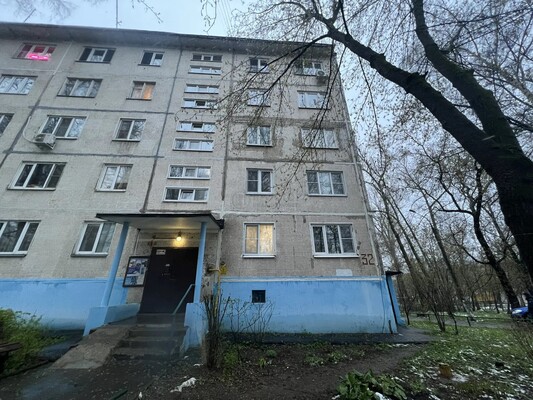 Продам двухкомнатную (2-комн.) квартиру, Железнодорожная ул, 32, Нахабино рп