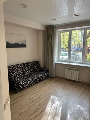 Продам трехкомнатную (3-комн.) квартиру, 1-й Неопалимовский пер, 11/22, Москва г