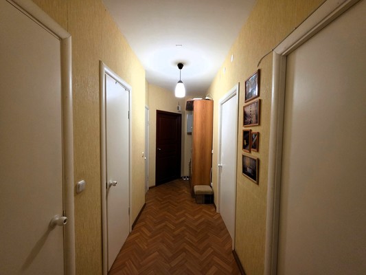 Продам двухкомнатную (2-комн.) квартиру, Ленинградская ул, 22, Костомукша г