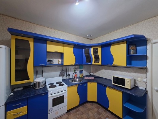 Продам двухкомнатную (2-комн.) квартиру, Ленинградская ул, 22, Костомукша г