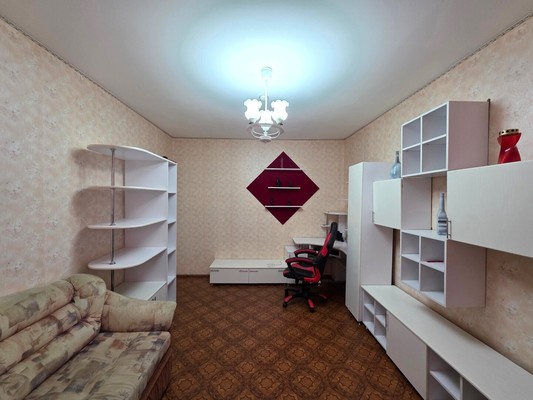 Продам двухкомнатную (2-комн.) квартиру, Ленинградская ул, 22, Костомукша г