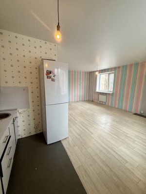 Продам однокомнатную (1-комн.) квартиру, Варшавское ш, 73к2, Бородино д
