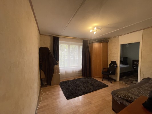 Продам трехкомнатную (3-комн.) квартиру, Севанская ул, 9к3, Москва г