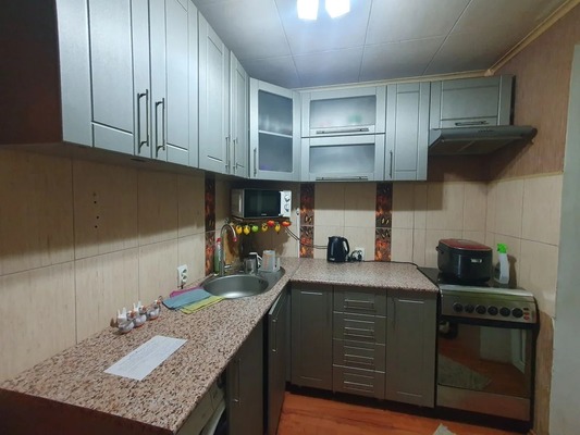 Продам трехкомнатную (3-комн.) квартиру, Коммунистическая ул, 13, Кропоткин г