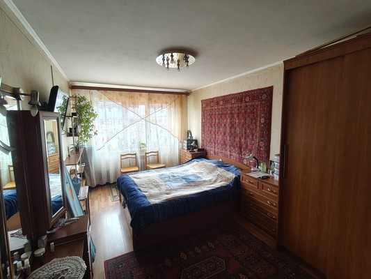 Продам двухкомнатную (2-комн.) квартиру, 1, Новый Свет п