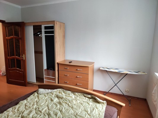 Продам двухкомнатную (2-комн.) квартиру, Мичуринский пр-кт, 25к1, Москва г