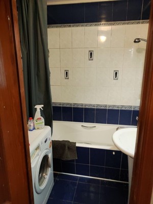 Продам двухкомнатную (2-комн.) квартиру, Мичуринский пр-кт, 25к1, Москва г