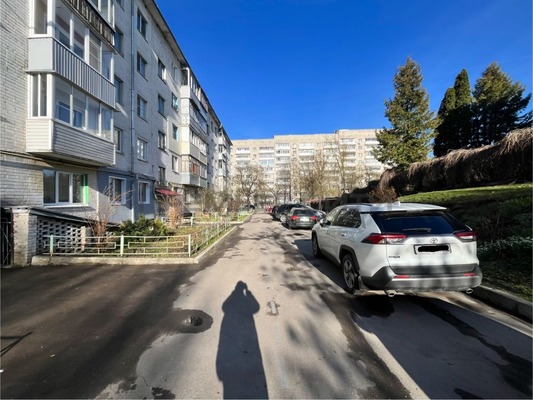 Продам однокомнатную (1-комн.) квартиру, Огарева ул, 9/7, Калуга г