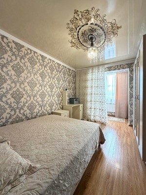 Продам трехкомнатную (3-комн.) квартиру, Калинина ул, 250кб, Нальчик г