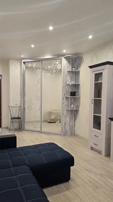 Продам однокомнатную (1-комн.) квартиру, Светлая ул, 67, Ханты-Мансийск г