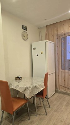 Продам однокомнатную (1-комн.) квартиру, Светлая ул, 67, Ханты-Мансийск г