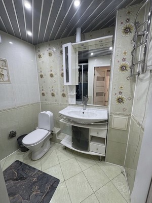 Продам многокомнатную квартиру, Восточный (поселок Врангель мкр.) пр-кт, 27, Находка г