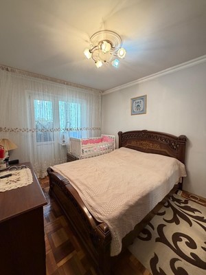 Продам трехкомнатную (3-комн.) квартиру, Тарчокова ул, 54, Нальчик г