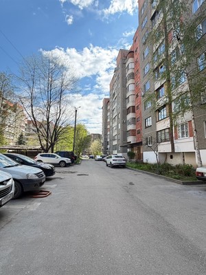 Продам трехкомнатную (3-комн.) квартиру, Тарчокова ул, 54, Нальчик г