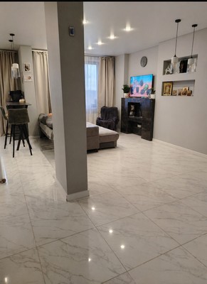 Продам трехкомнатную (3-комн.) квартиру, Пролетарская ул, 20Б, Апрелевка г