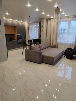 Продам трехкомнатную (3-комн.) квартиру, Пролетарская ул, 20Б, Апрелевка г
