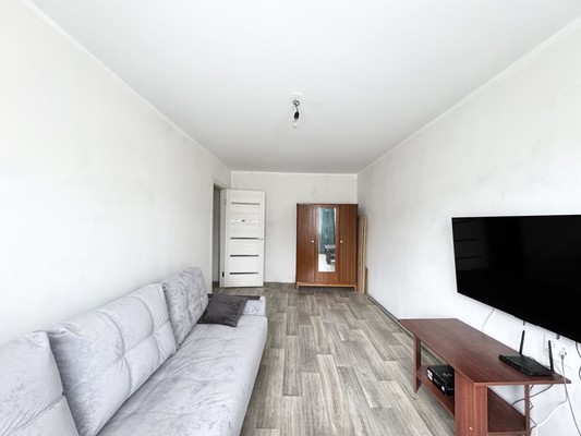 Продам однокомнатную (1-комн.) квартиру, Бежицкая ул, 323, Брянск г