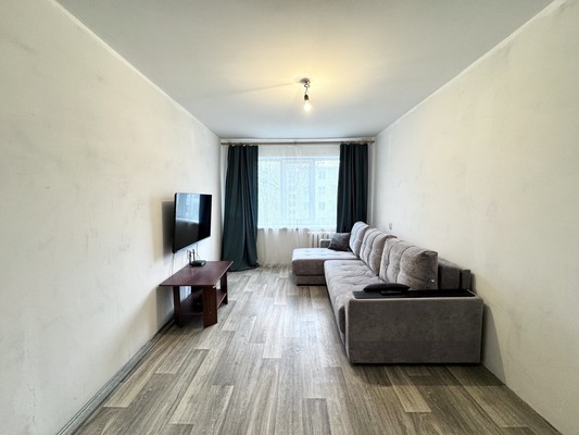 Продам однокомнатную (1-комн.) квартиру, Бежицкая ул, 323, Брянск г