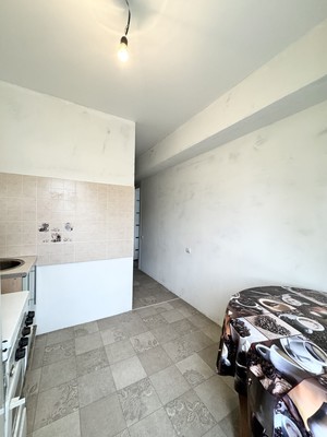 Продам однокомнатную (1-комн.) квартиру, Бежицкая ул, 323, Брянск г