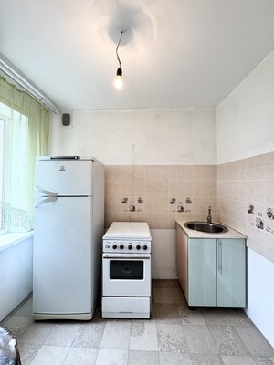 Продам однокомнатную (1-комн.) квартиру, Бежицкая ул, 323, Брянск г