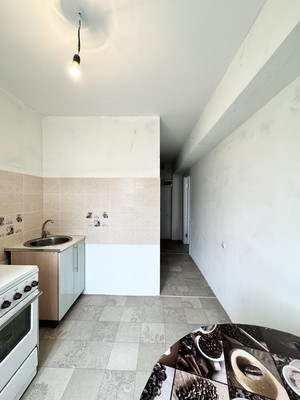 Продам однокомнатную (1-комн.) квартиру, Бежицкая ул, 323, Брянск г