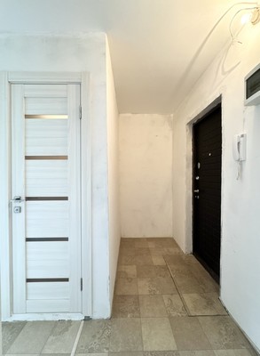 Продам однокомнатную (1-комн.) квартиру, Бежицкая ул, 323, Брянск г