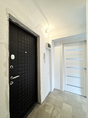 Продам однокомнатную (1-комн.) квартиру, Бежицкая ул, 323, Брянск г