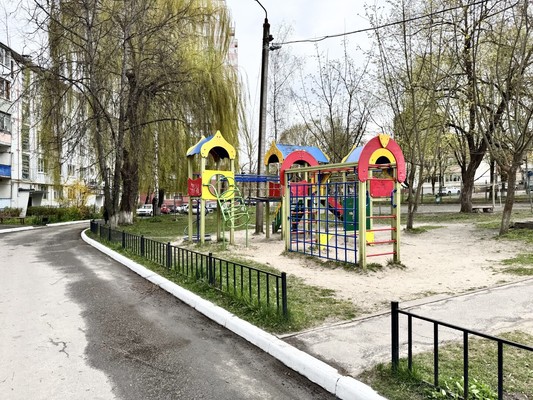 Продам однокомнатную (1-комн.) квартиру, Бежицкая ул, 323, Брянск г