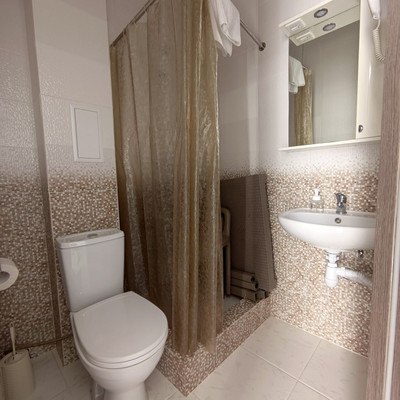 Продам однокомнатную (1-комн.) квартиру, Гагариной ул, 25/353, Утес п