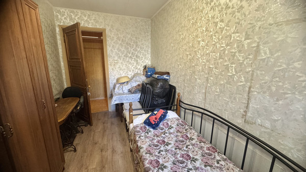 Продам трехкомнатную (3-комн.) квартиру, Подольская ул, 37, Санкт-Петербург г