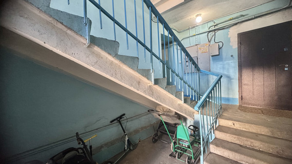 Продам трехкомнатную (3-комн.) квартиру, Подольская ул, 37, Санкт-Петербург г