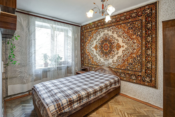 Продам двухкомнатную (2-комн.) квартиру, Нахимова ул, 12Б, Санкт-Петербург г