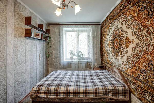 Продам двухкомнатную (2-комн.) квартиру, Нахимова ул, 12Б, Санкт-Петербург г