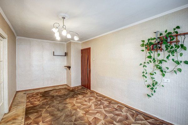 Продам двухкомнатную (2-комн.) квартиру, Нахимова ул, 12Б, Санкт-Петербург г
