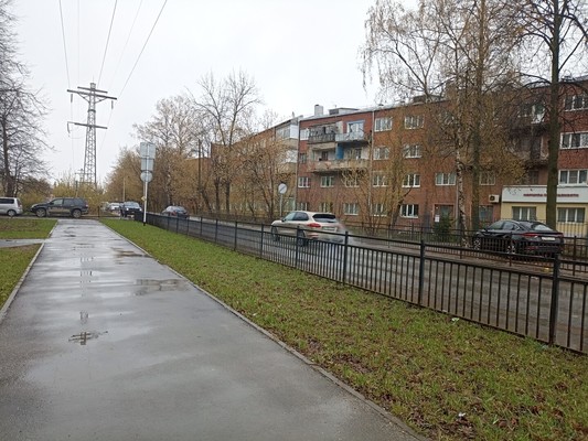 Продам комнату в 2-комн. квартире, Красных Зорь ул, 1, Иваново г