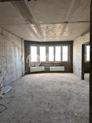 Продам трехкомнатную (3-комн.) квартиру, Дзержинского ул, 8, Кокошкино дп