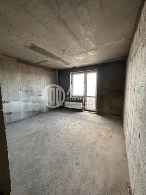 Продам трехкомнатную (3-комн.) квартиру, Дзержинского ул, 8, Кокошкино дп