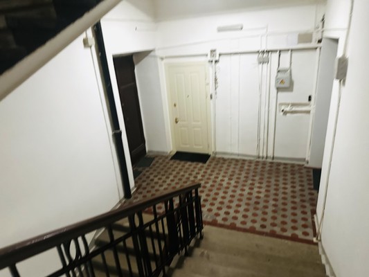 Продам многокомнатную квартиру, Казакова ул, 29к1, Москва г