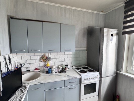 Продам двухкомнатную (2-комн.) квартиру, Дегунинская ул, 13к2, Москва г