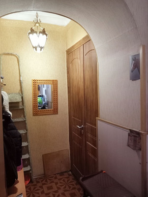 Продам трехкомнатную (3-комн.) квартиру, Обводного канала наб, 183, Санкт-Петербург г