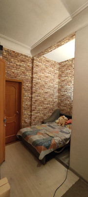 Продам трехкомнатную (3-комн.) квартиру, Обводного канала наб, 183, Санкт-Петербург г