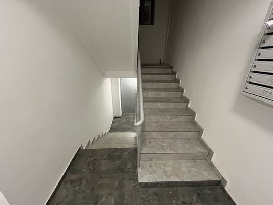 Продам трехкомнатную (3-комн.) квартиру, Ленина пр-кт, 17, Нальчик г