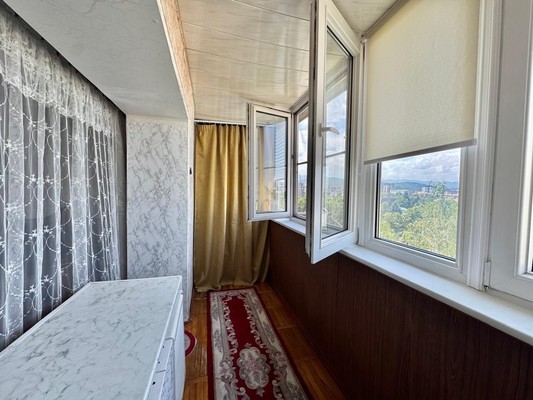 Продам трехкомнатную (3-комн.) квартиру, Ленина пр-кт, 17, Нальчик г